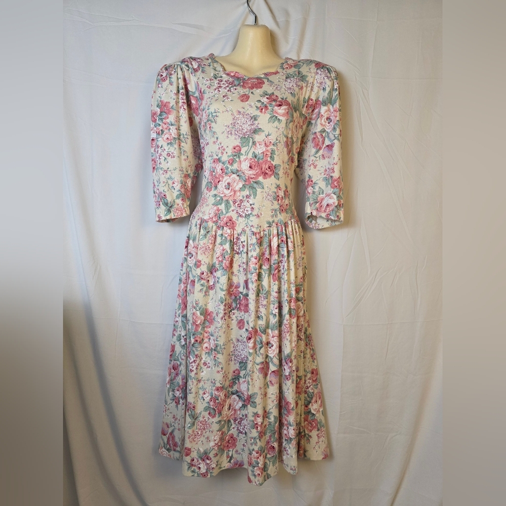 Vintage Cygnet Floral Print Women's Midi Dress w/ Princess Waistline